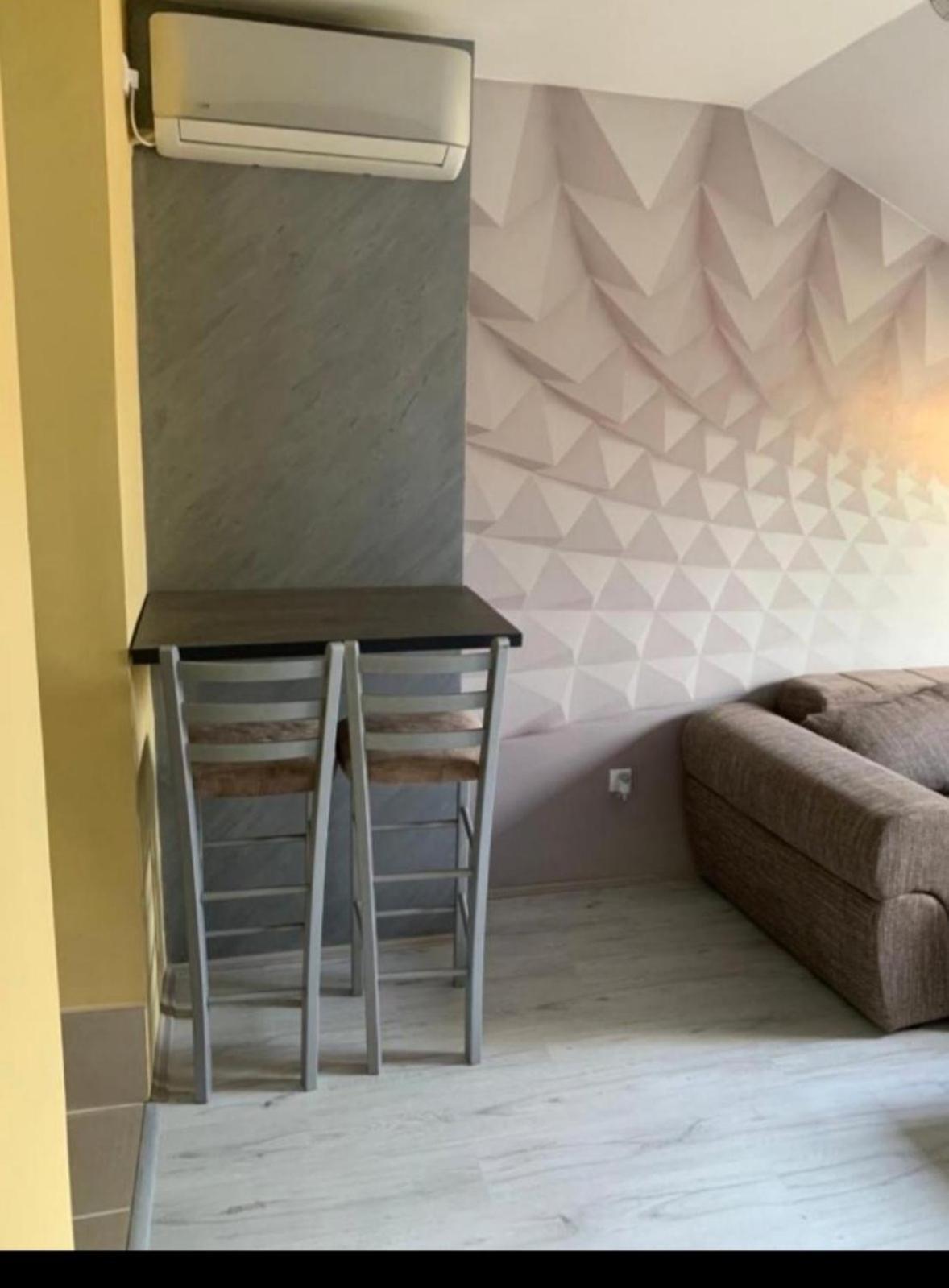 Zara Apartman Krusevac - Centar Apartment ภายนอก รูปภาพ